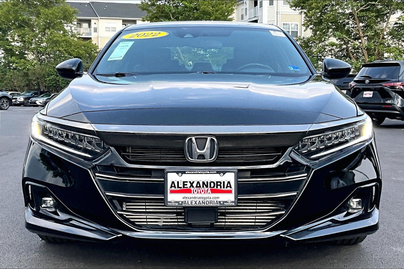 Used 2022 Honda Accord Sport image 3