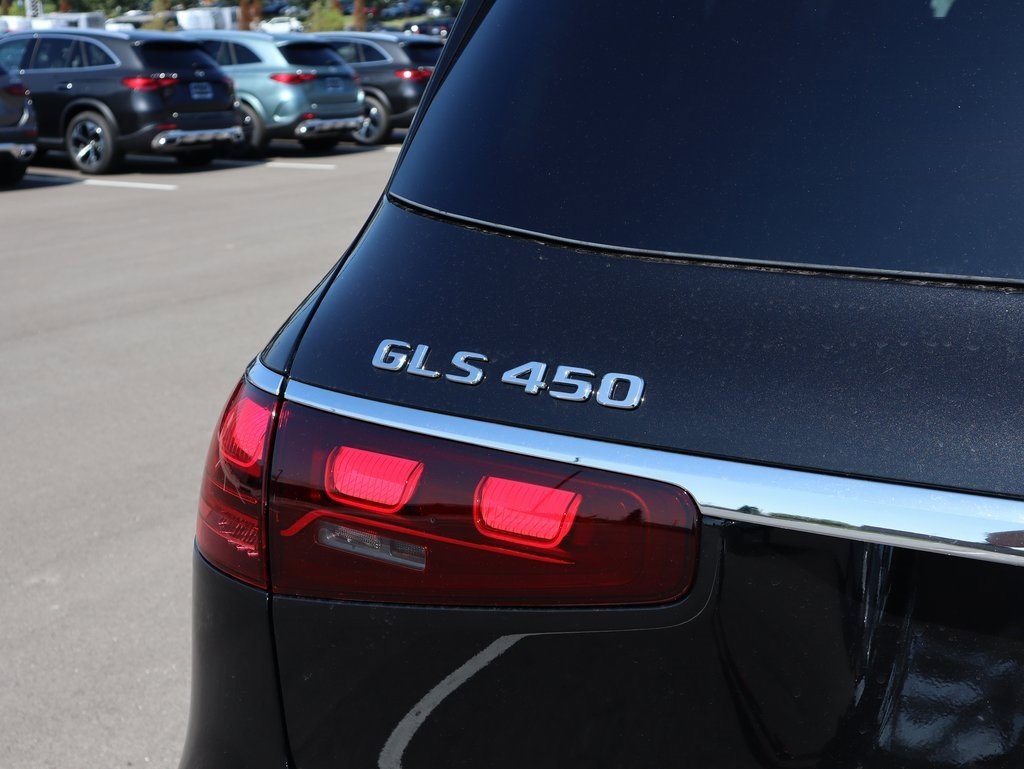 New 2026 Mercedes-Benz GLS 450 4MATIC image 18