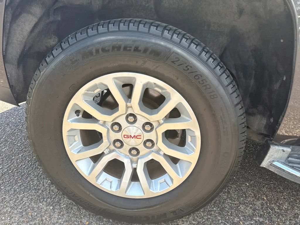 Used 2016 GMC Yukon SLE RWD image 9