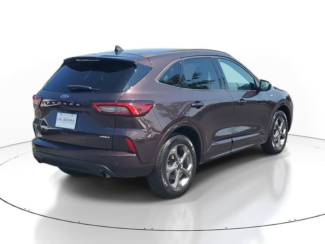 Used 2023 Ford Escape ST-Line w/ Tech Pack #1 AWD/4WD image 4