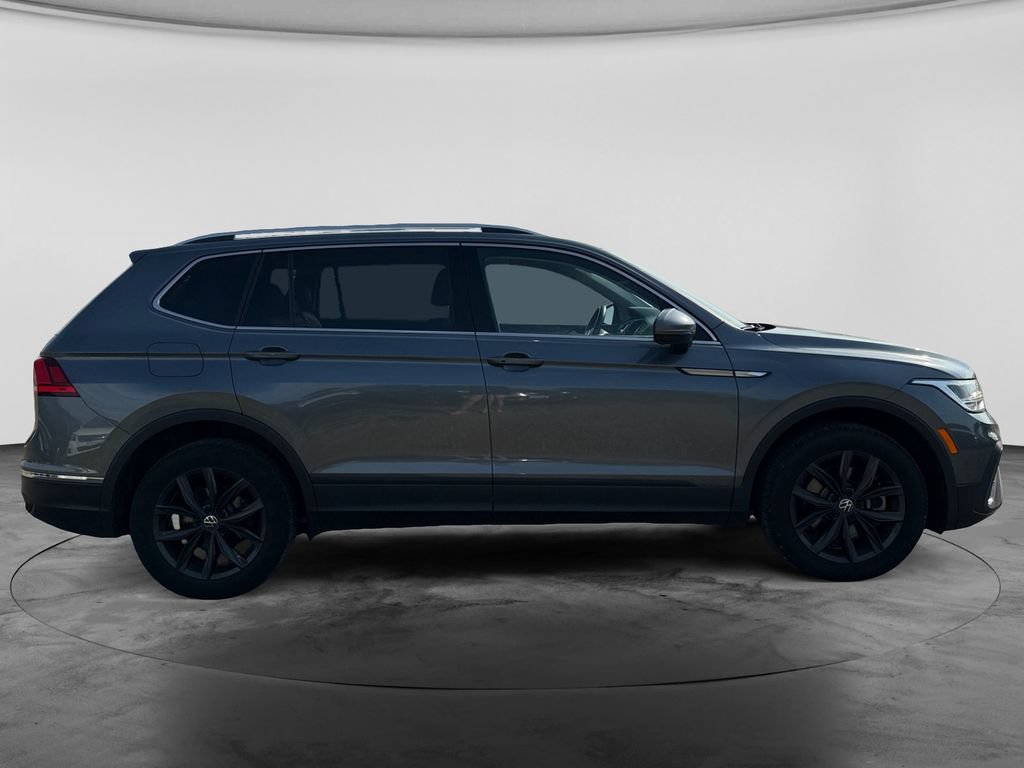 Used 2024 Volkswagen Tiguan Wolfsburg Edition AWD/4WD image 11