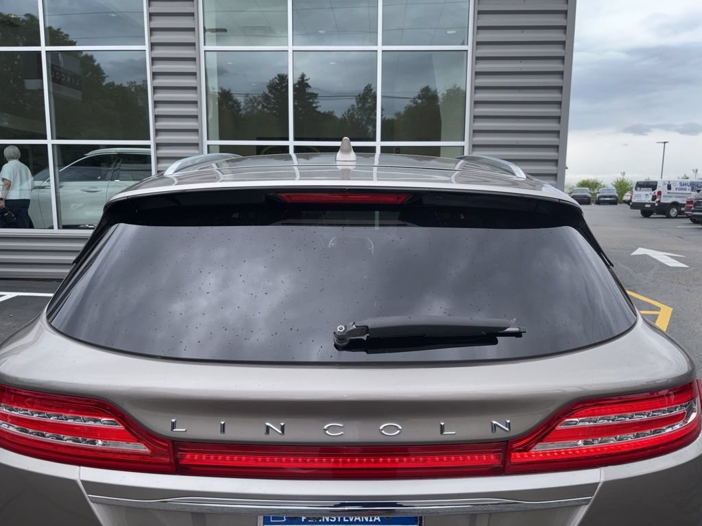 Used 2019 Lincoln MKC Select w/ Select Plus Package AWD/4WD image 5