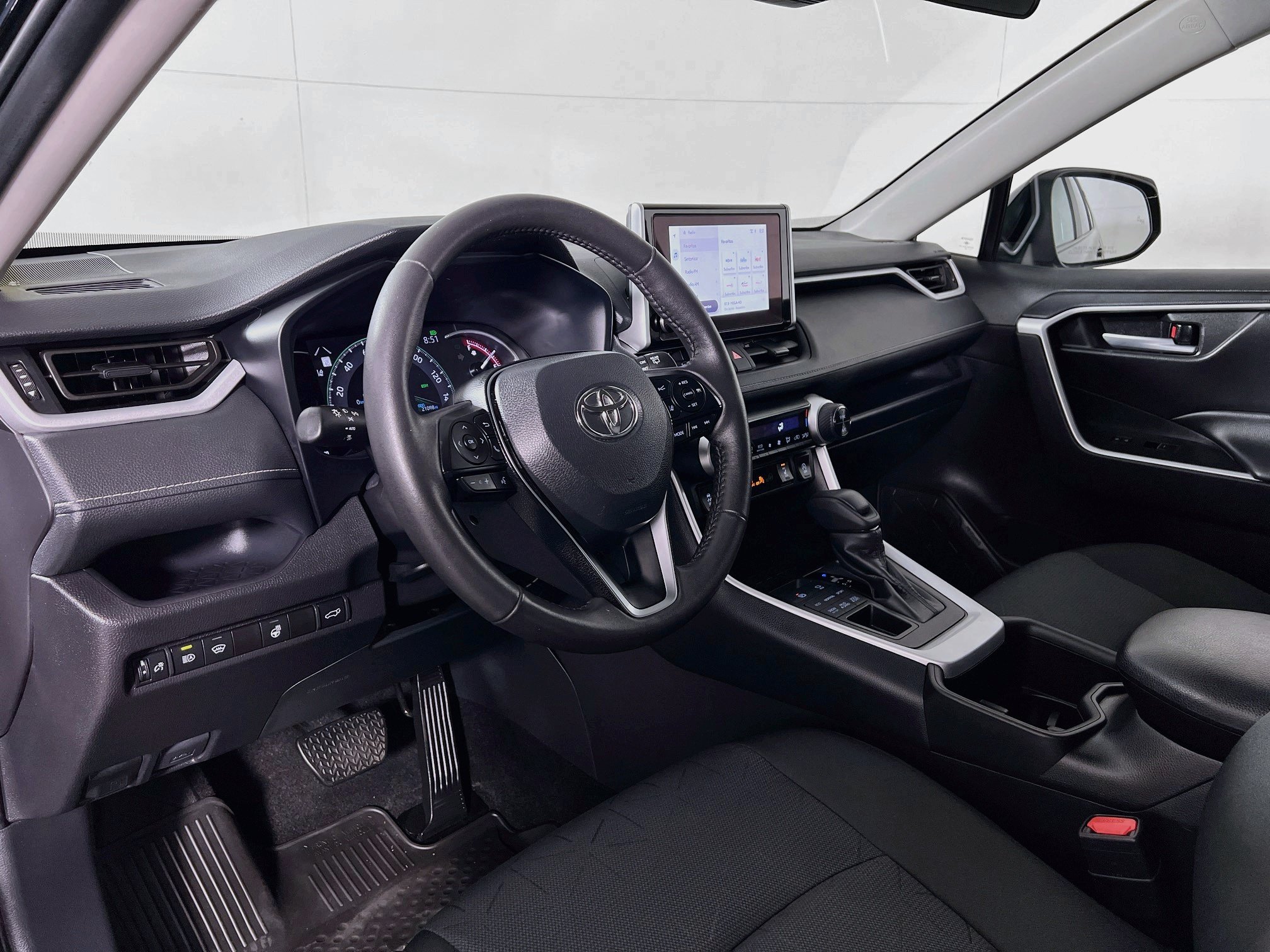 Certified 2025 Toyota RAV4 XLE w/ Convenience Package AWD/4WD image 9