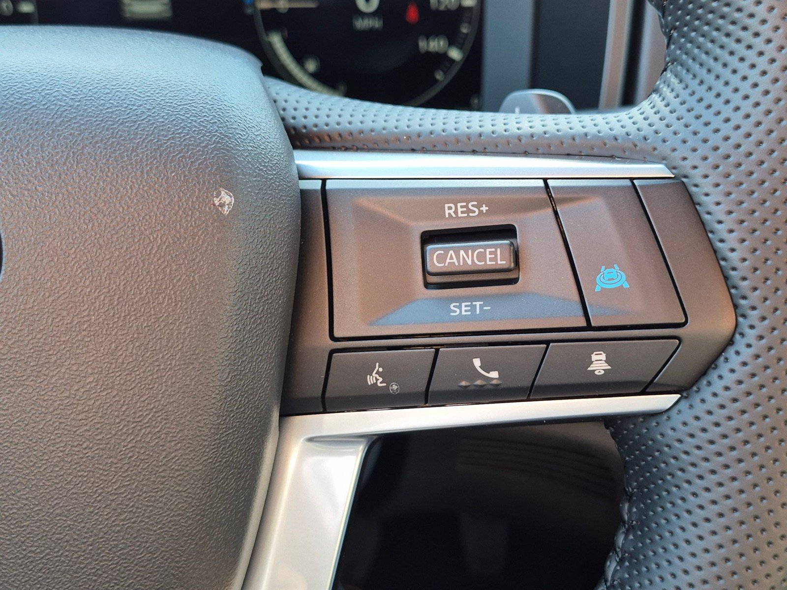 New 2026 Nissan Rogue Platinum AWD/4WD image 15