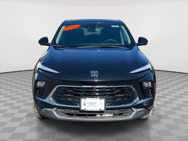 Used 2025 Buick Encore GX Preferred w/ Advanced Technology Package image 2