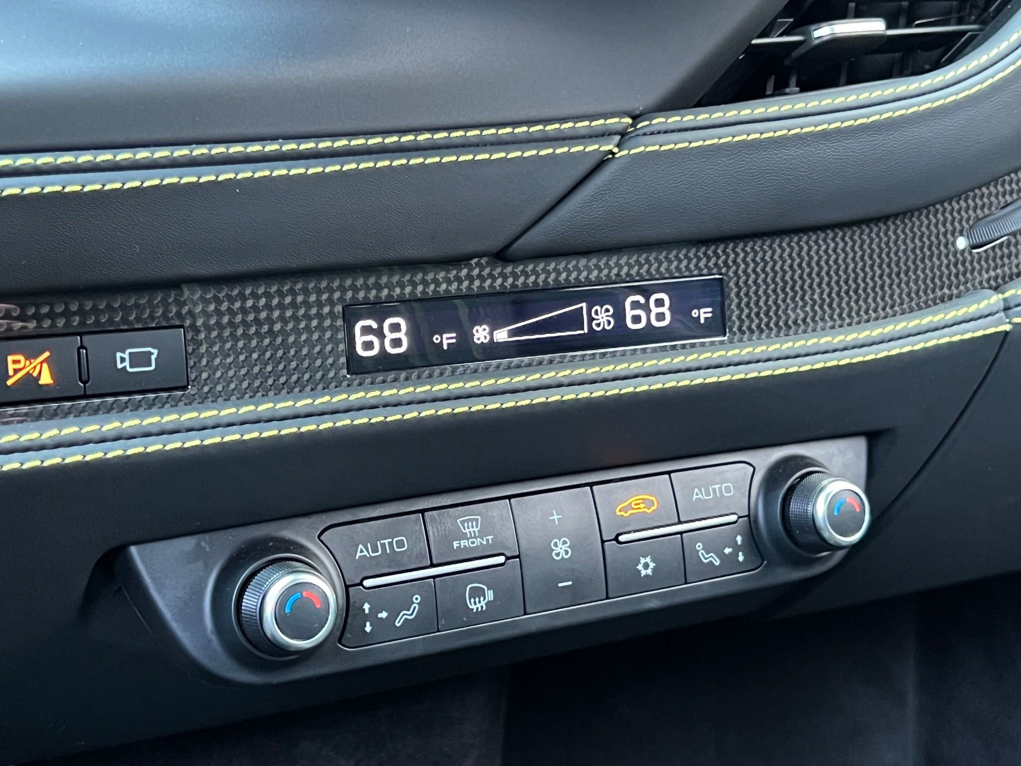 Used 2022 Ferrari F8 Tributo RWD image 28