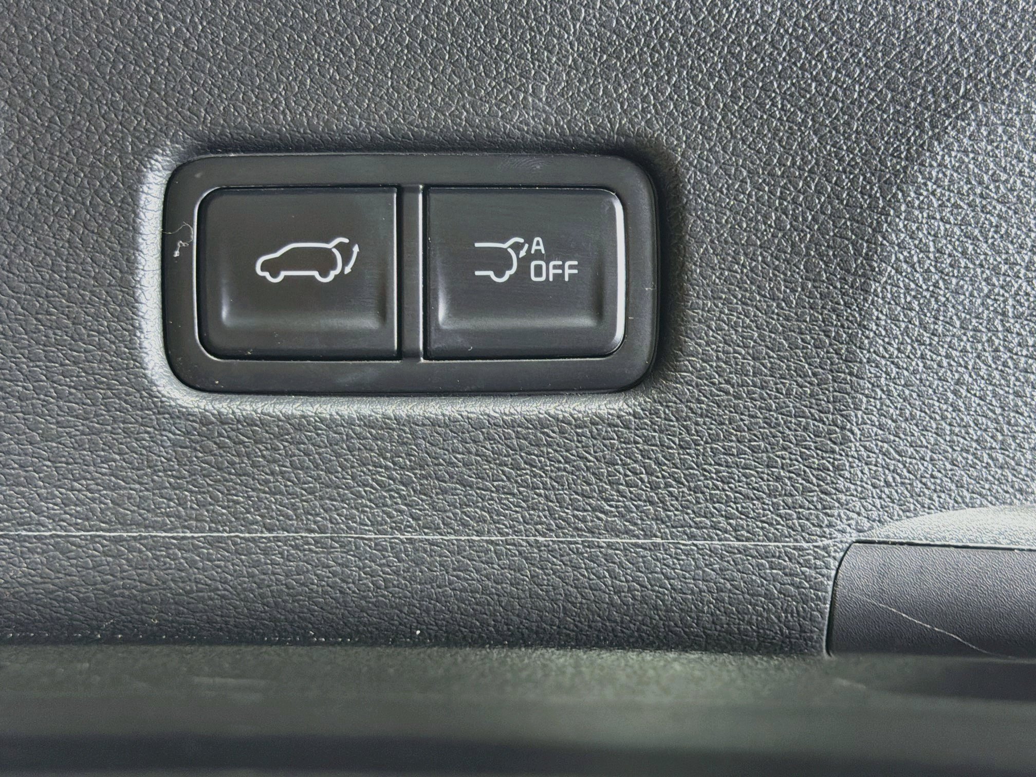 Used 2025 Kia Telluride S FWD image 31