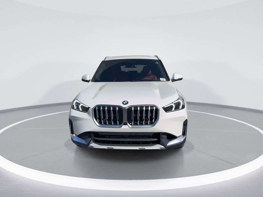 Used 2025 BMW X1 xDrive28i w/ Technology Package image 3