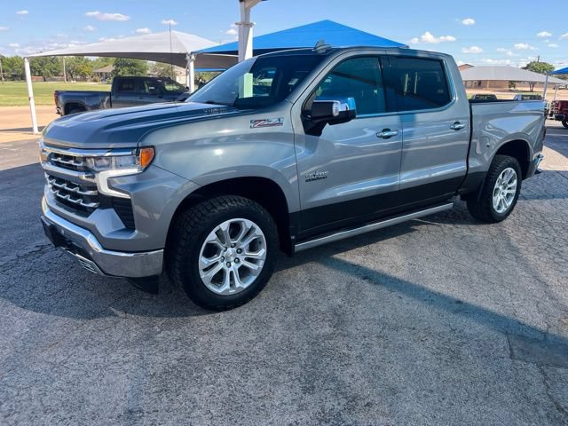 Used 2023 Chevrolet Silverado 1500 LTZ w/ LTZ Premium Package AWD/4WD image 1