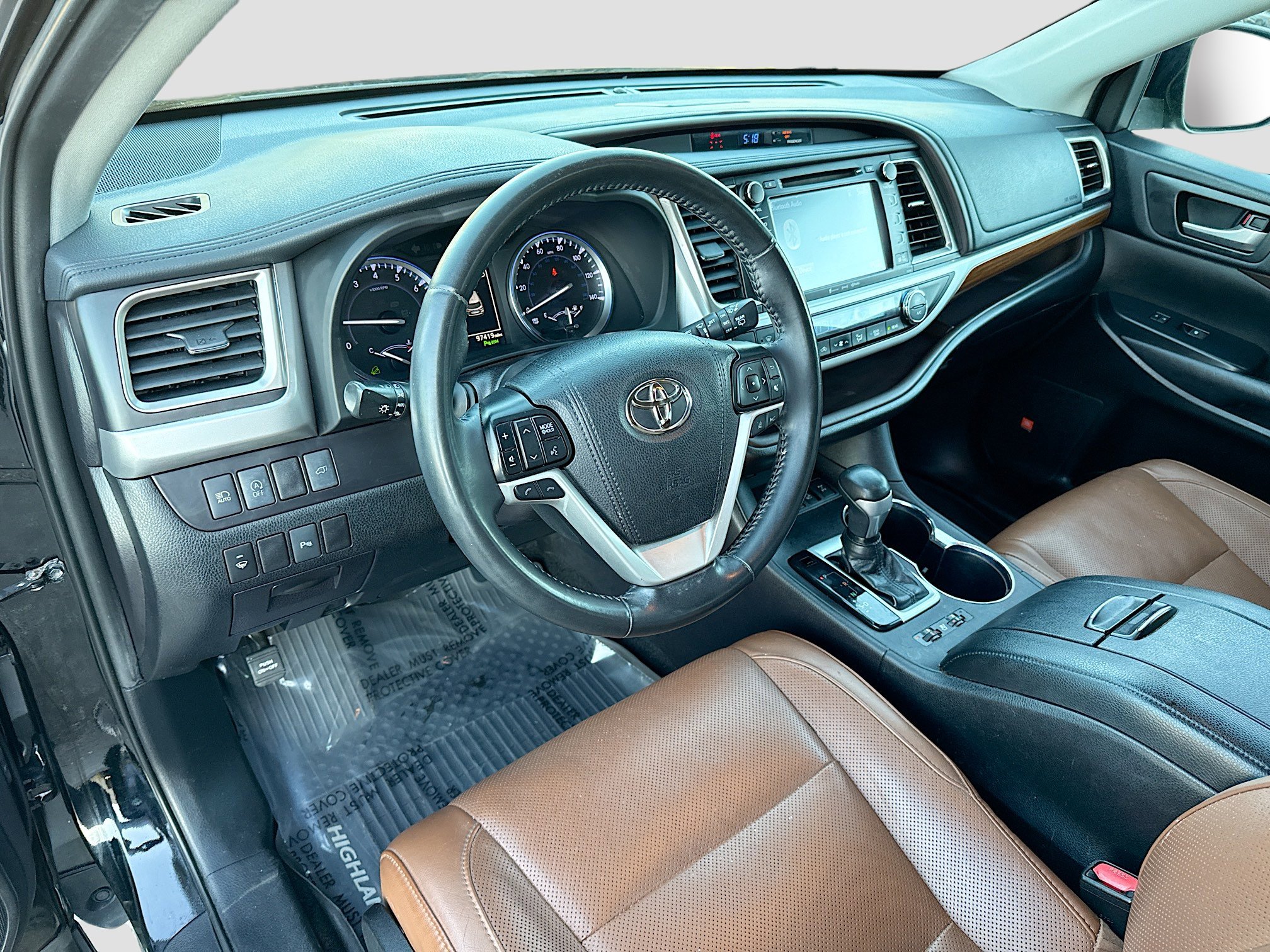 Used 2019 Toyota Highlander Limited image 28