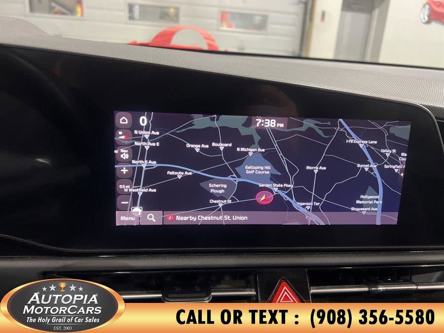 Used 2023 Kia Niro EX Touring FWD image 30