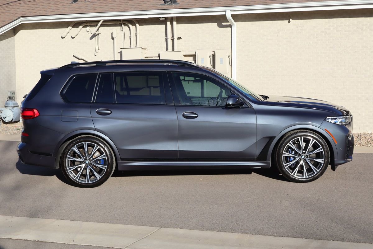 Used 2020 BMW X7 M50i w/ Dynamic Handling Package image 3