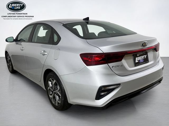 Used 2021 Kia Forte LXS FWD image 5