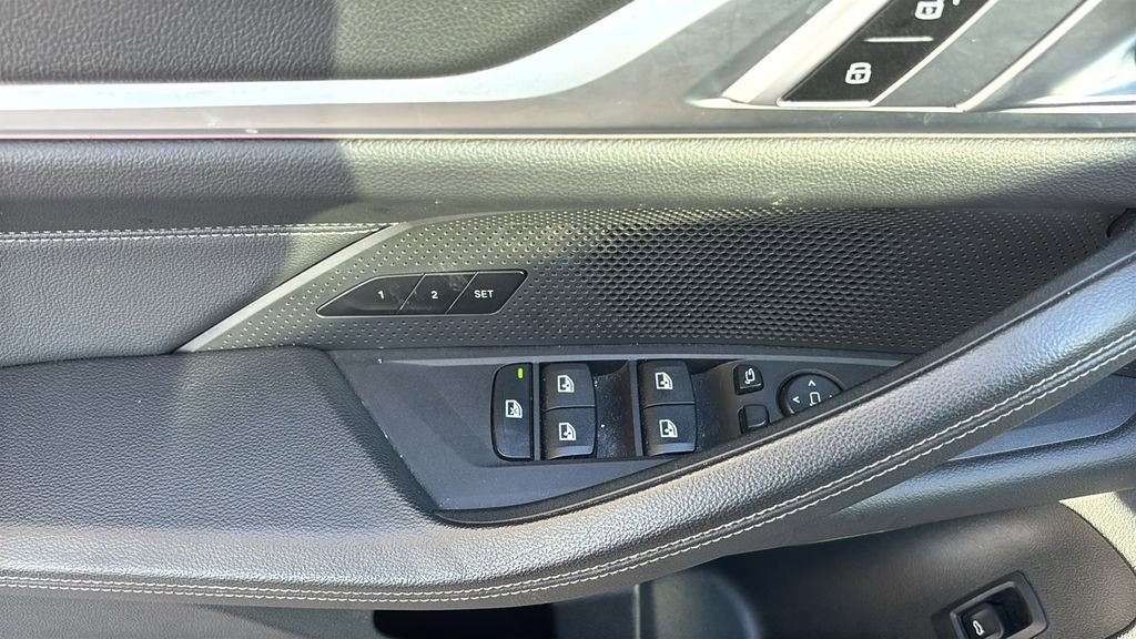 Used 2024 BMW i4 xDrive40i image 12