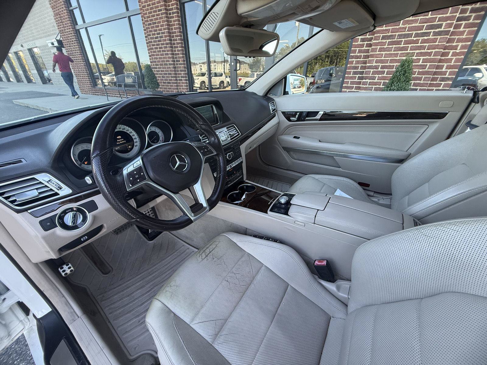 Used 2015 Mercedes-Benz E 400 Cabriolet image 15