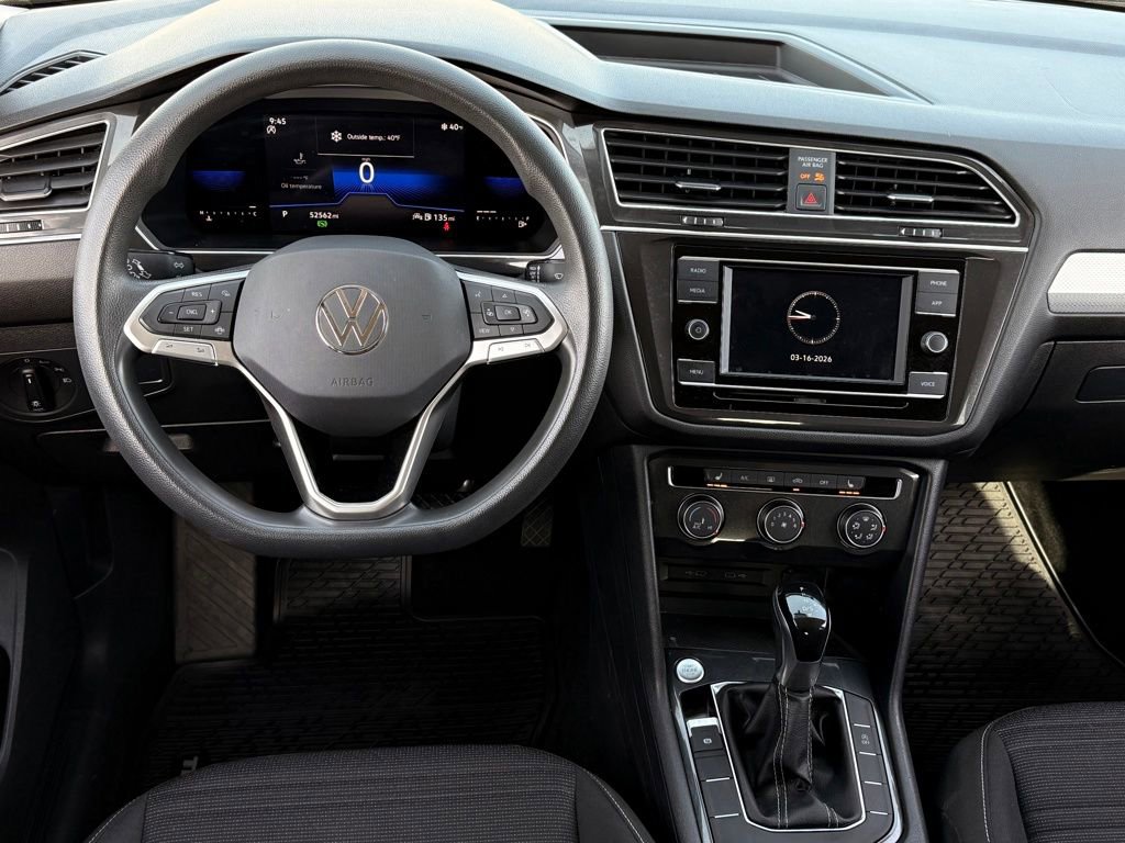Used 2022 Volkswagen Tiguan S image 11