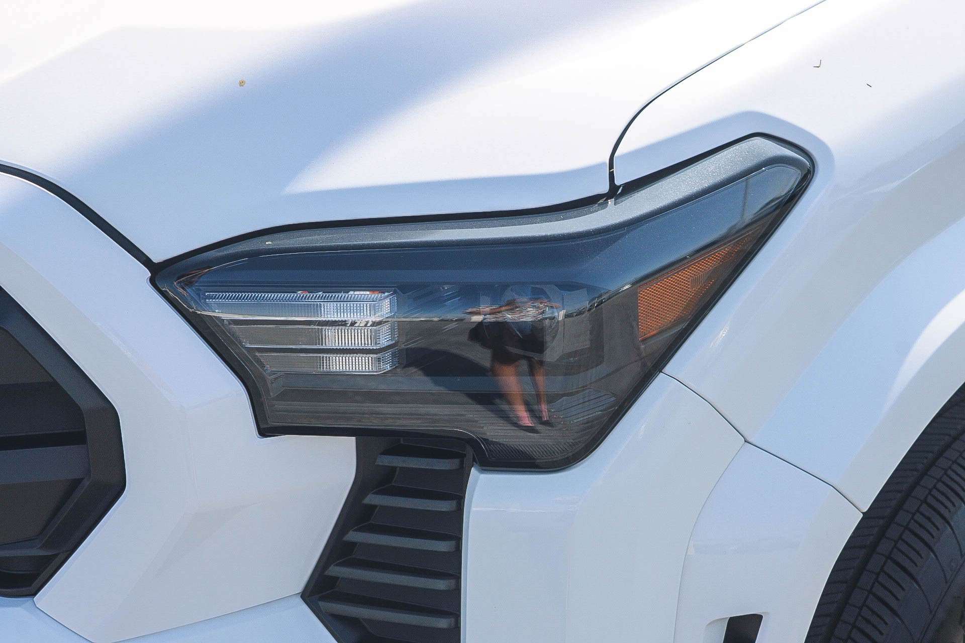 Certified 2025 Toyota Tacoma SR5 AWD/4WD image 5