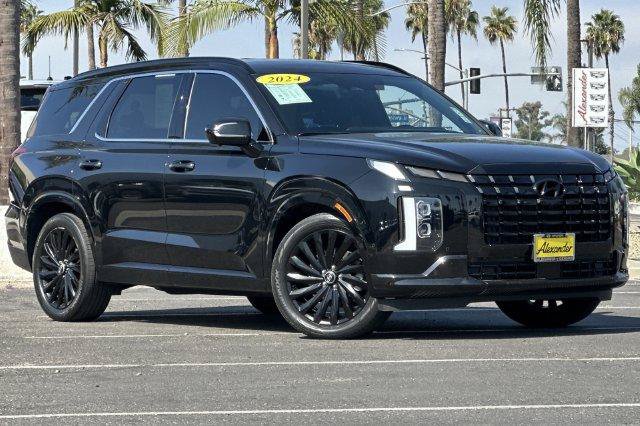 Used 2024 Hyundai Palisade Calligraphy AWD/4WD image 2