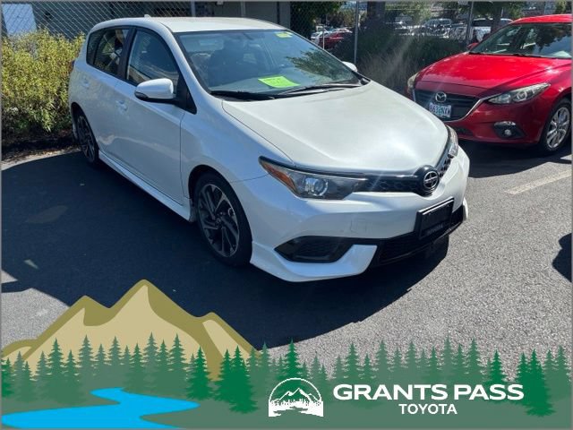Used 2016 Scion iM FWD image 1
