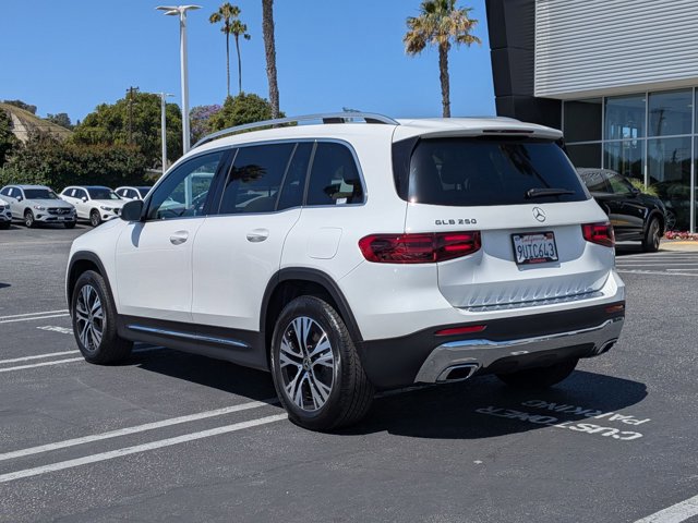 Used 2026 Mercedes-Benz GLB 250 image 8
