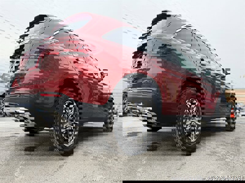 Used 2022 Mercedes-Benz GLC 300 4MATIC w/ Premium Package Lite image 11