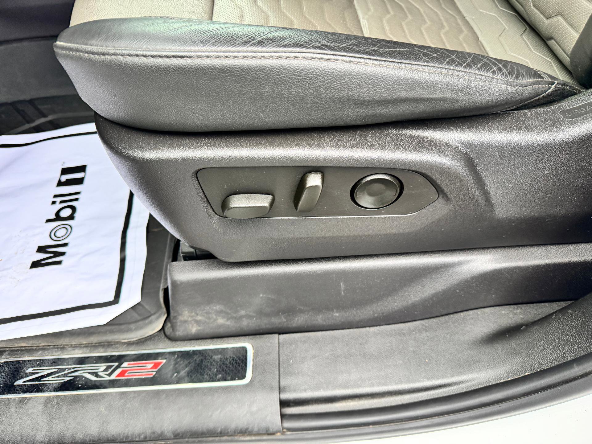 Used 2024 Chevrolet Silverado 1500 ZR2 w/ Technology Package image 11