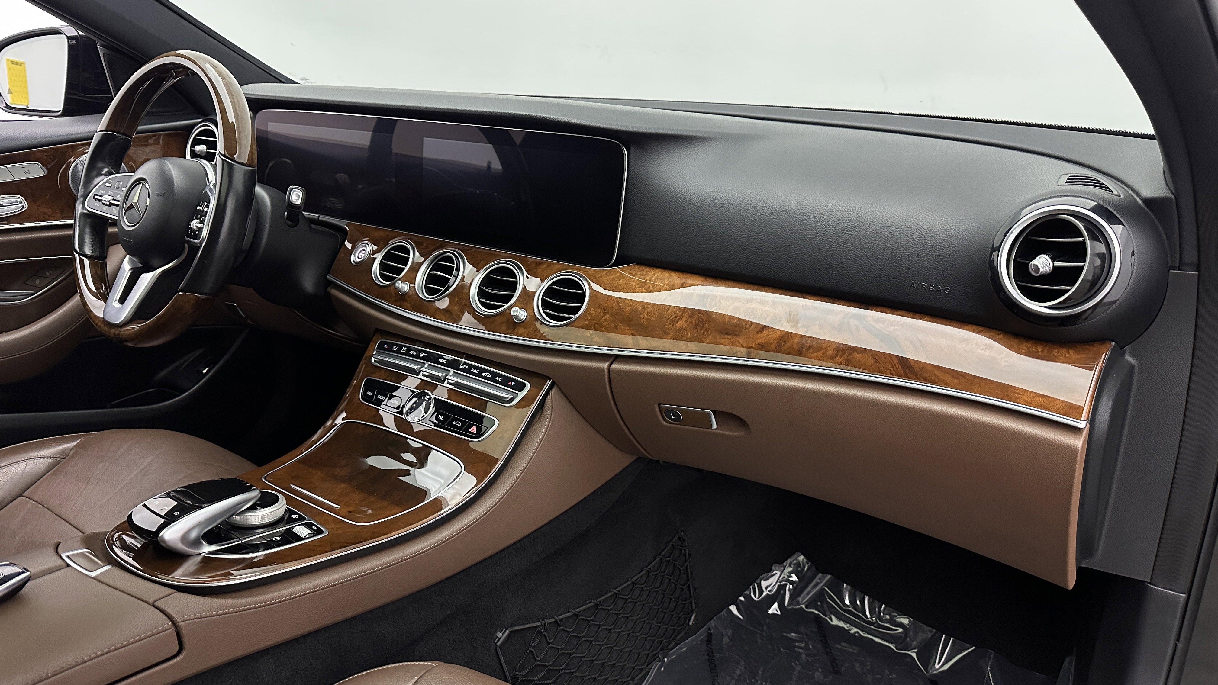 Used 2019 Mercedes-Benz E 300 w/ Premium 1 Package image 36