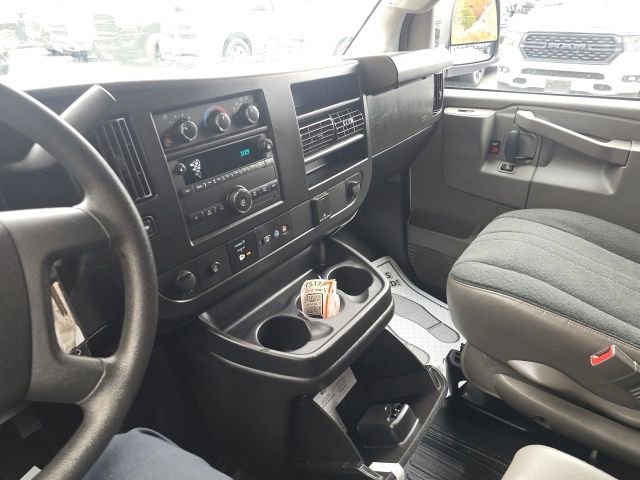 Used 2024 Chevrolet Express 2500 w/ Driver Convenience Package image 18