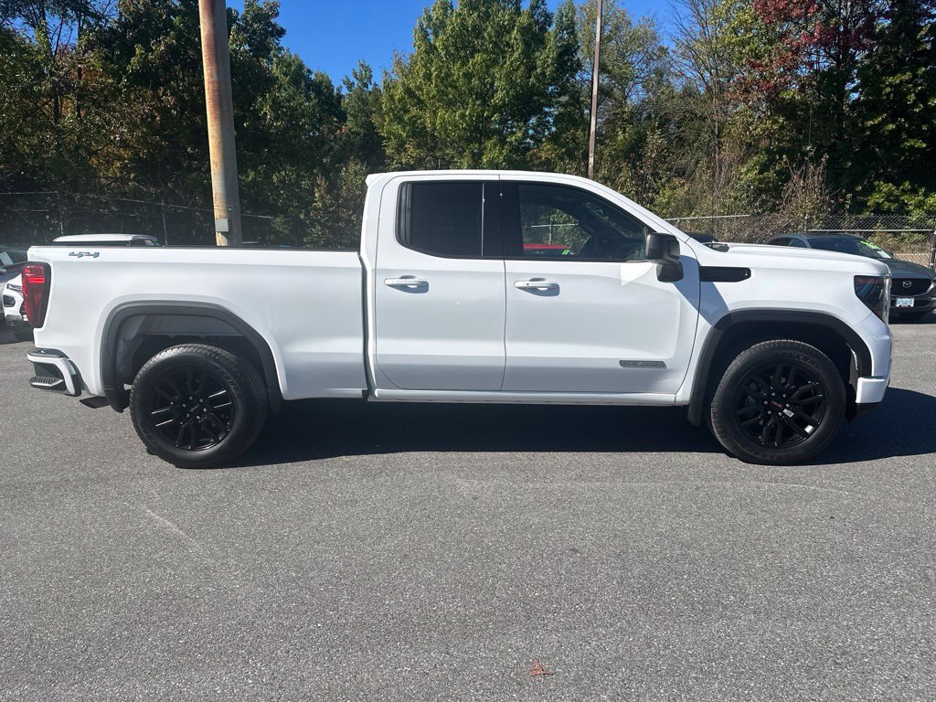 Used 2023 GMC Sierra 1500 Elevation AWD/4WD image 4
