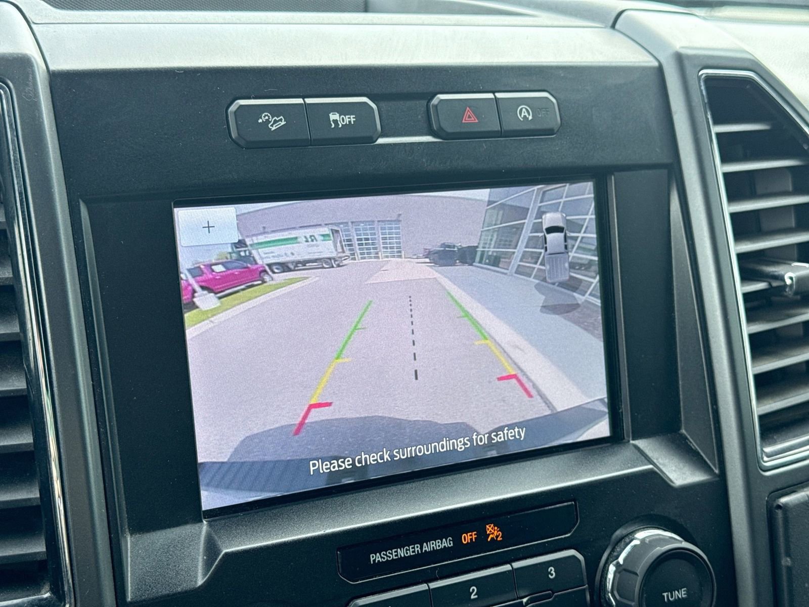 Used 2020 Ford F150 XLT w/ Equipment Group 302A Luxury AWD/4WD image 35