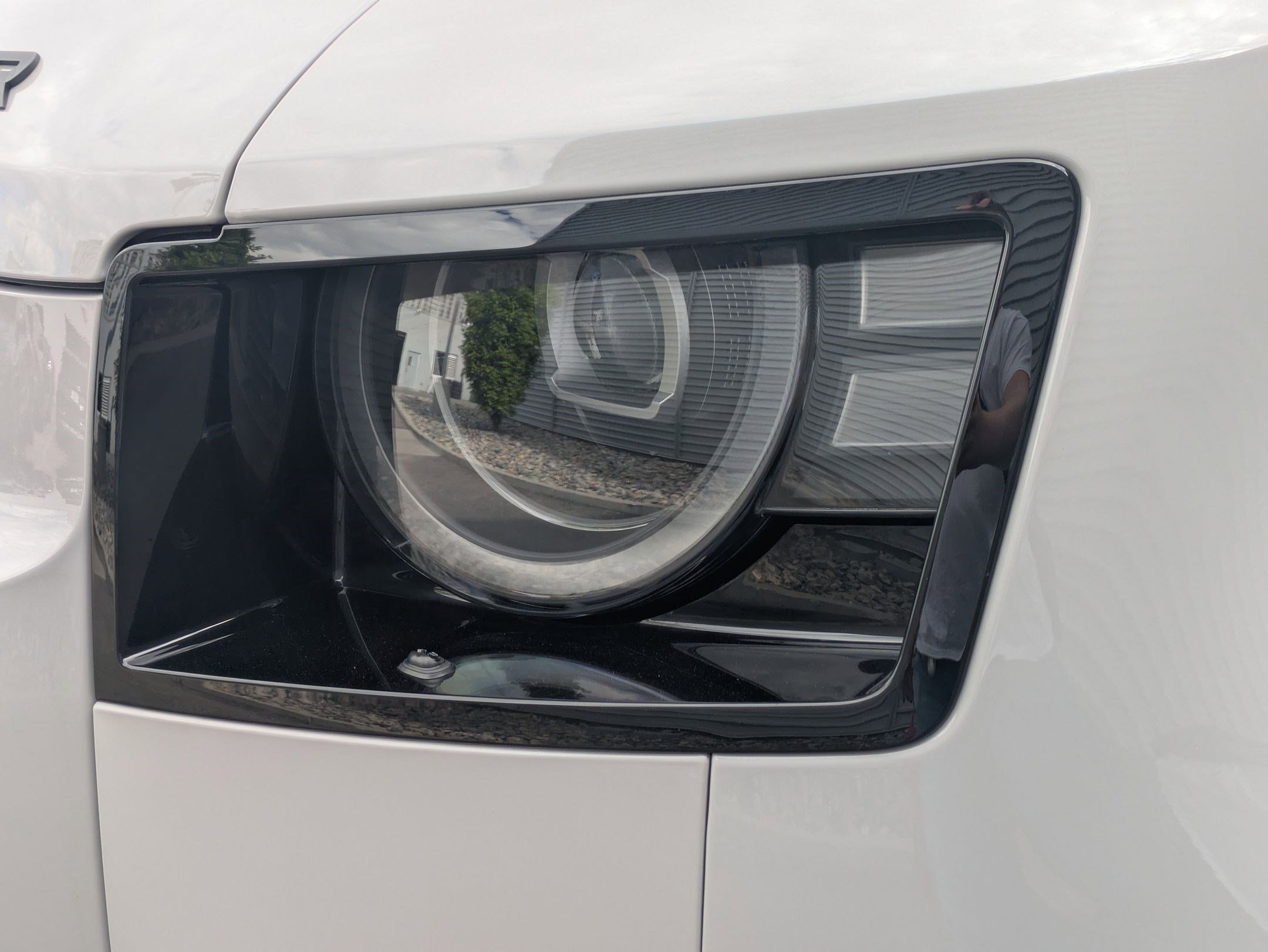 New 2026 Land Rover Defender 110 X-Dynamic SE AWD/4WD image 9