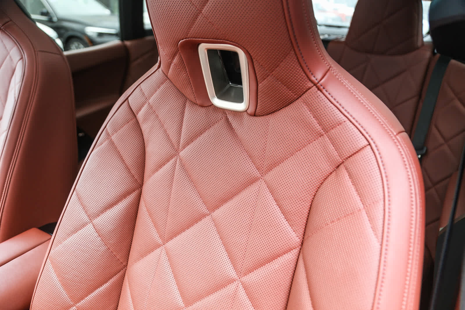 Used 2025 BMW iX xDrive50 w/ Premium Package image 20