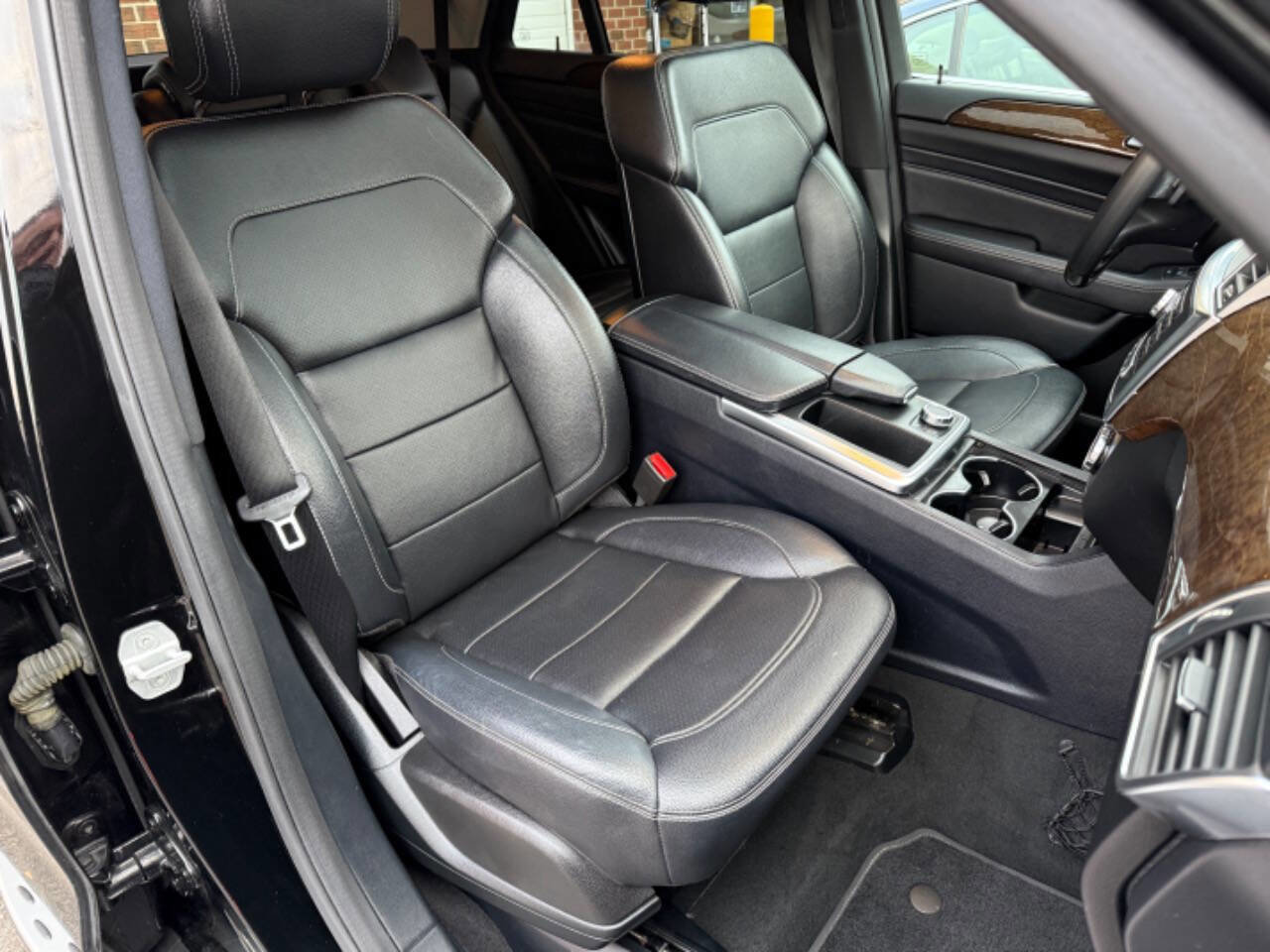 Used 2013 Mercedes-Benz ML 350 4MATIC w/ Premium 1 Pkg image 4