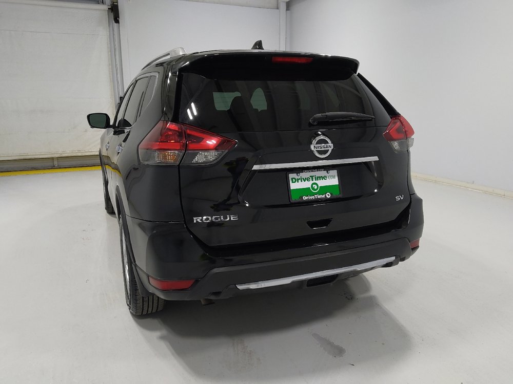 Used 2018 Nissan Rogue SV w/ Premium Package image 6