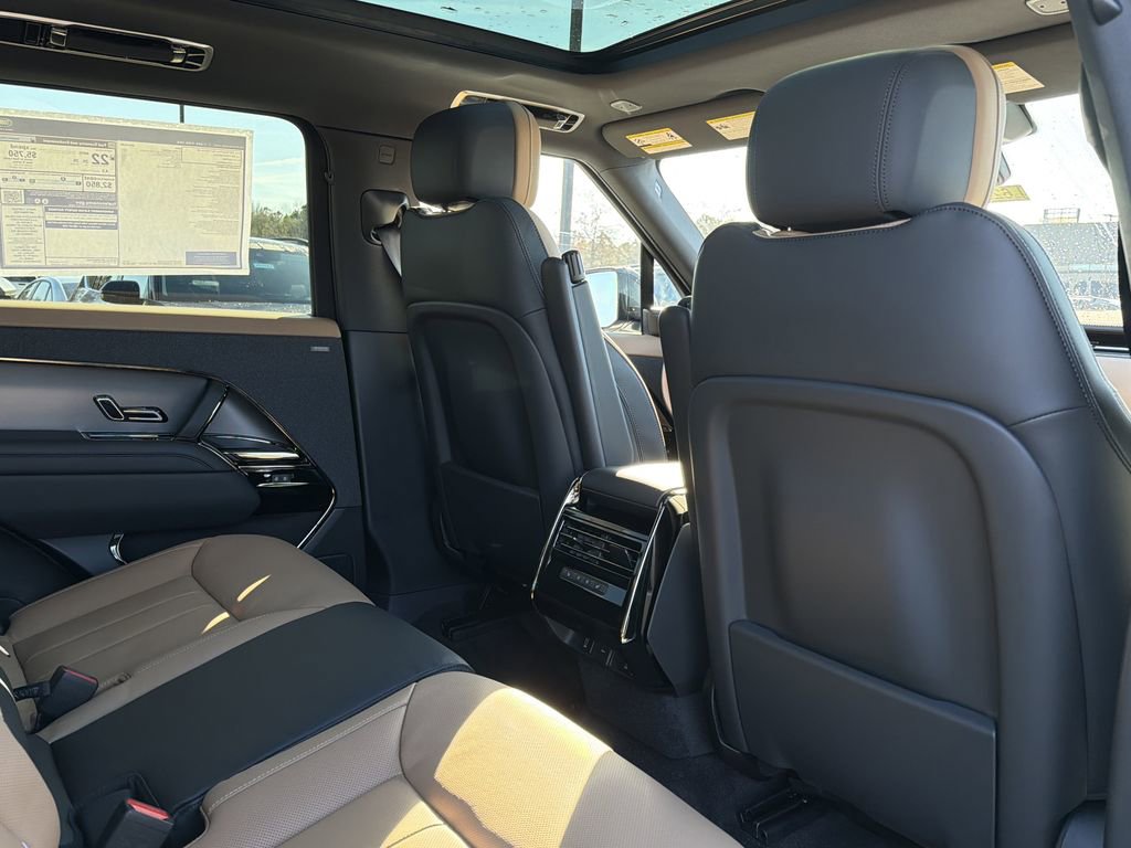 New 2026 Land Rover Range Rover Sport Dynamic SE image 16