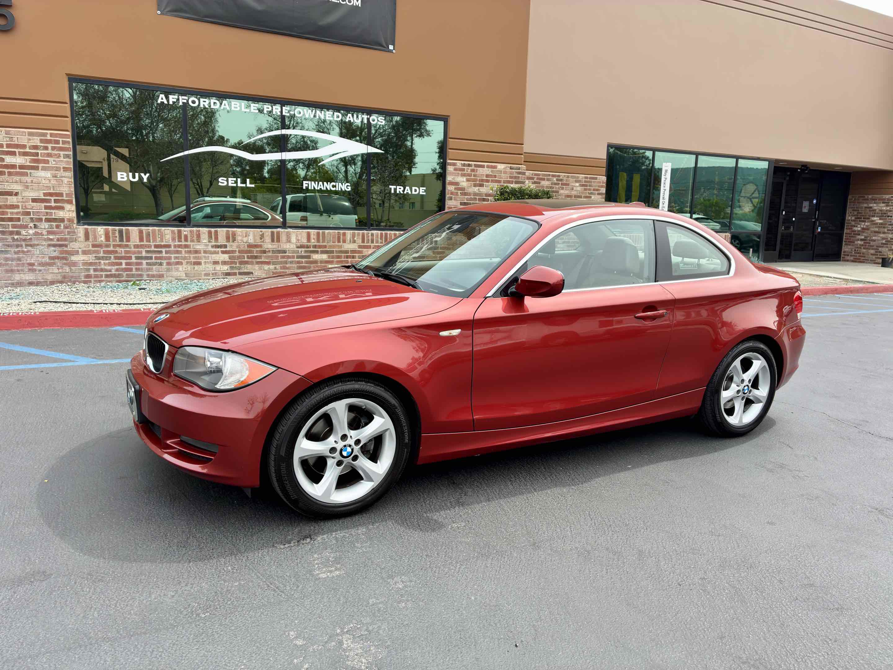 Used 2010 BMW 128i Coupe RWD image 4