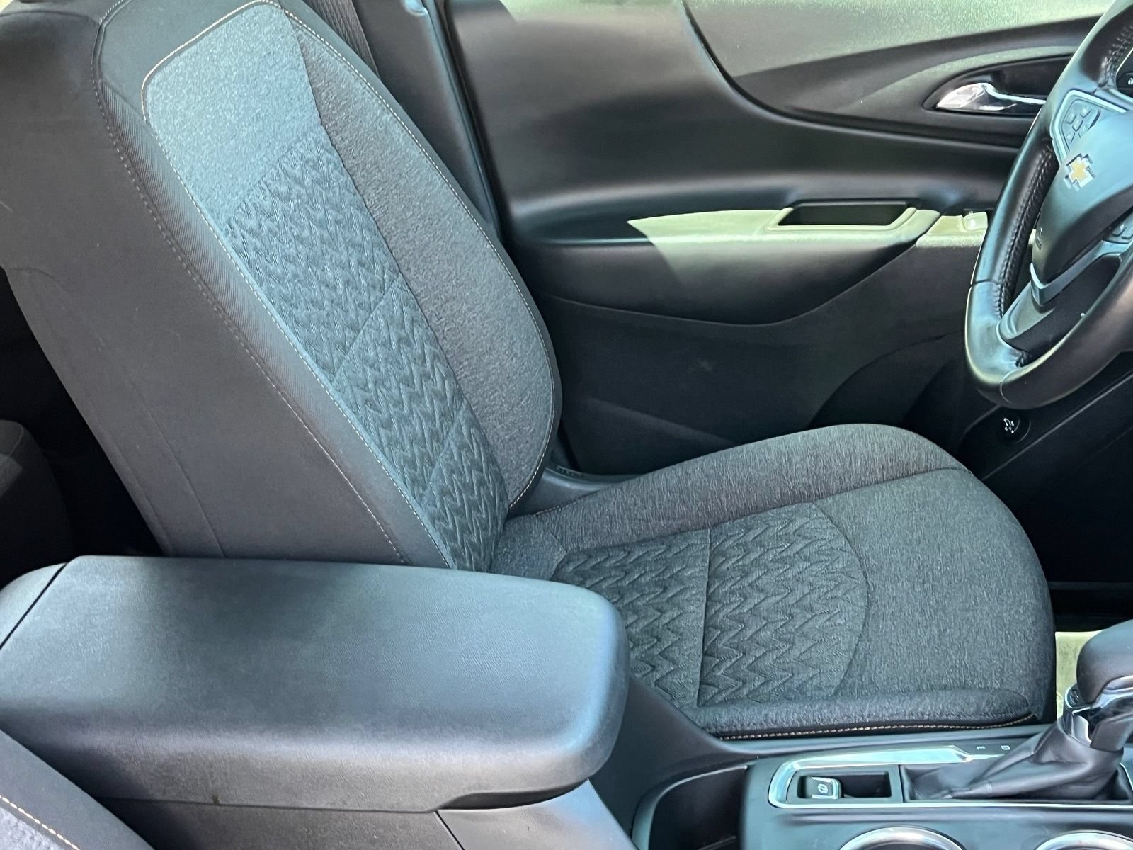 Used 2022 Chevrolet Equinox LT FWD image 10
