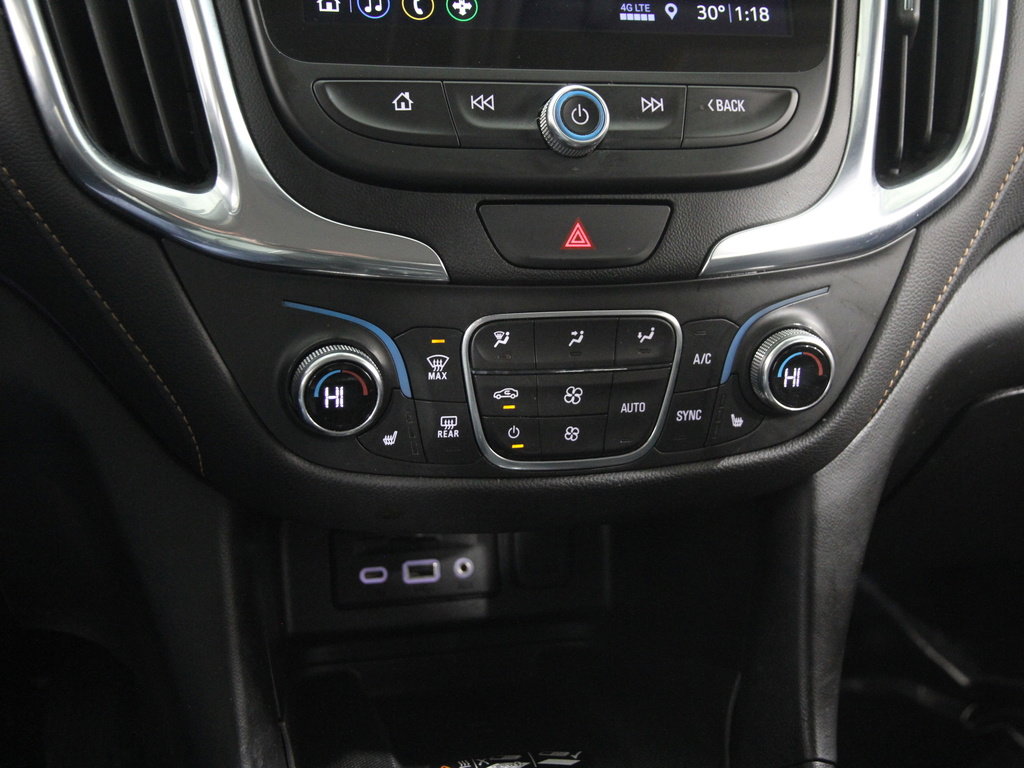 Used 2021 Chevrolet Equinox Premier w/ Redline Edition image 14