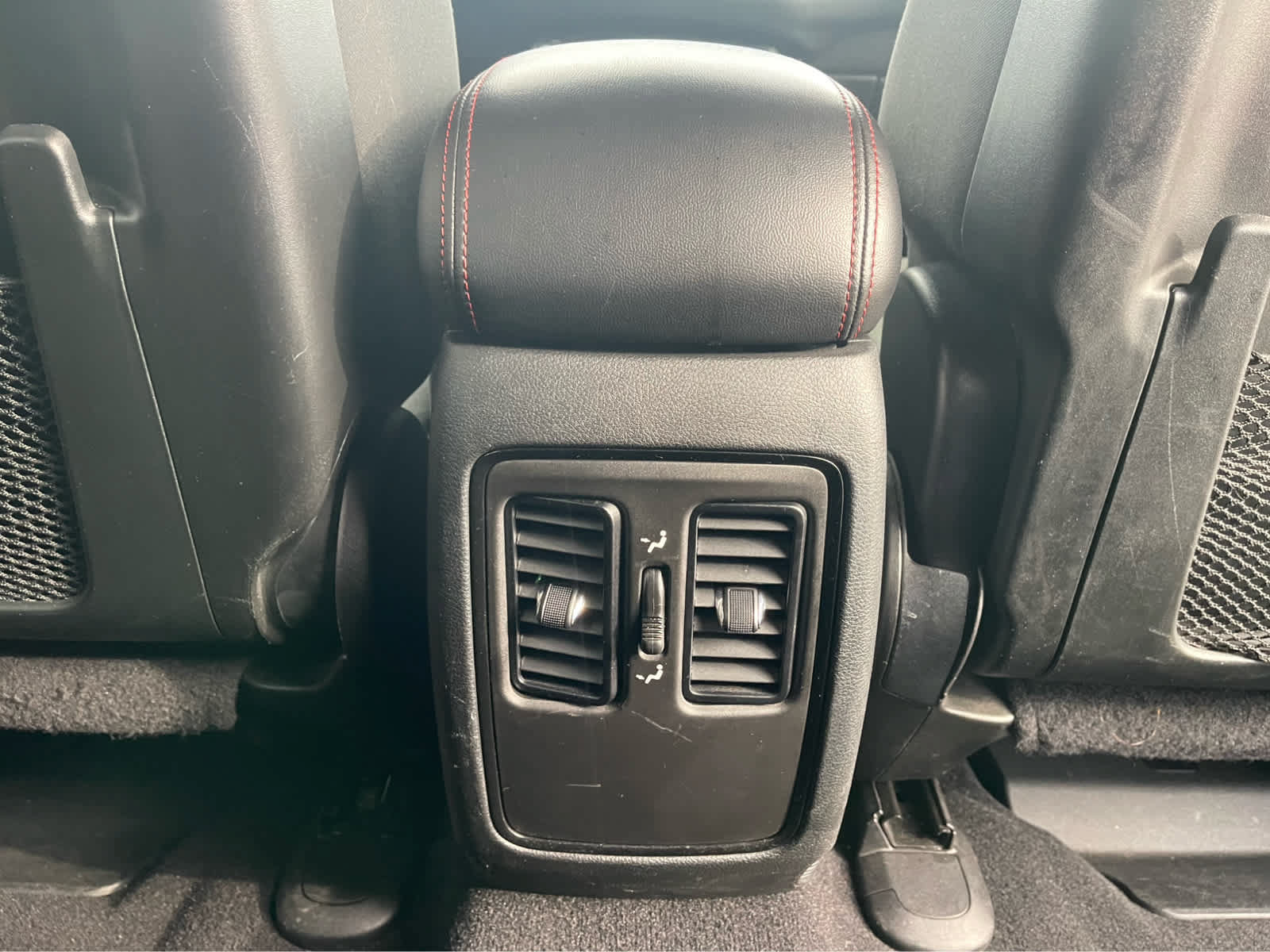 Used 2025 Dodge Durango GT AWD/4WD image 26