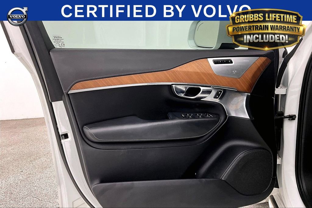 Used 2023 Volvo XC90 B6 Plus AWD/4WD image 23
