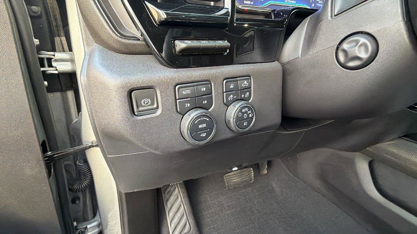Used 2024 Chevrolet Silverado 1500 ZR2 w/ Technology Package AWD/4WD image 26