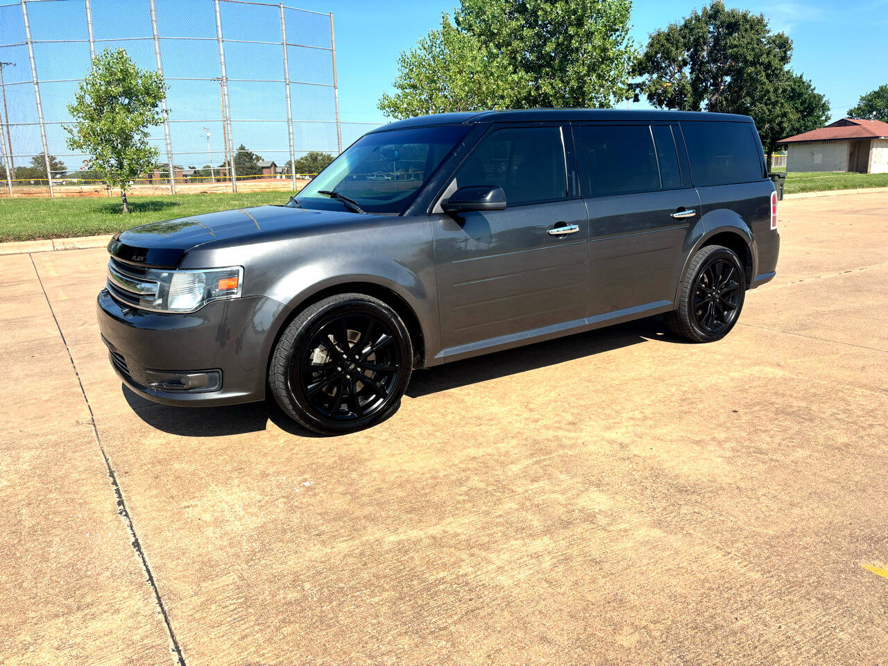 Used 2019 Ford Flex SEL w/ Equipment Group 202A image 2