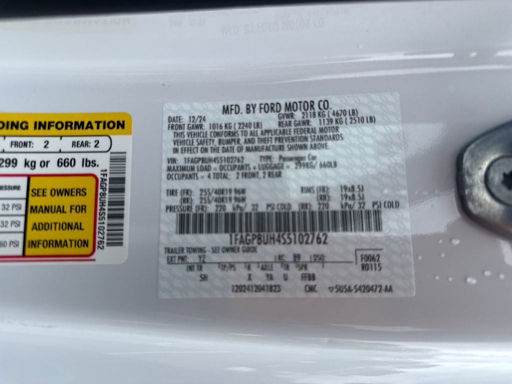 Used 2025 Ford Mustang Premium image 26