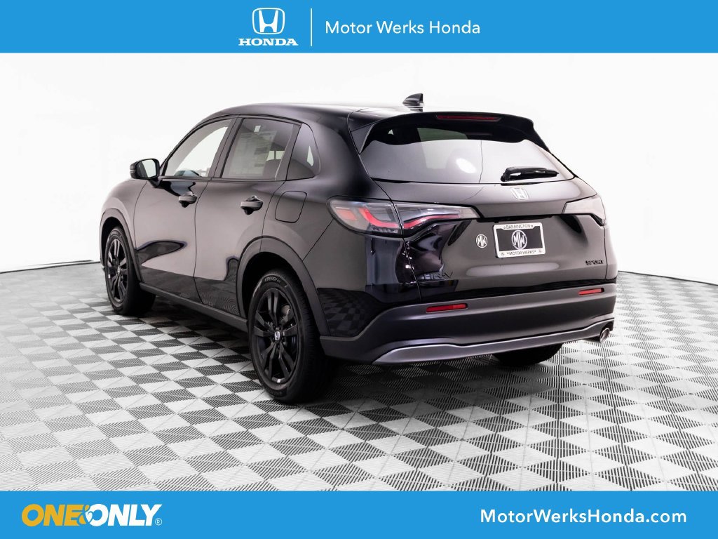 New 2027 Honda HR-V Sport image 3