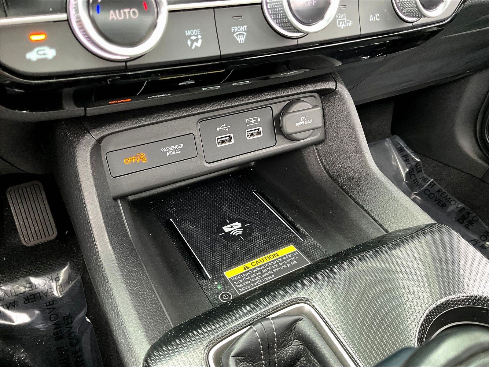 Used 2022 Honda Civic Touring image 15