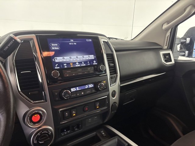 Used 2021 Nissan Titan SV w/ SV Convenience Package image 15
