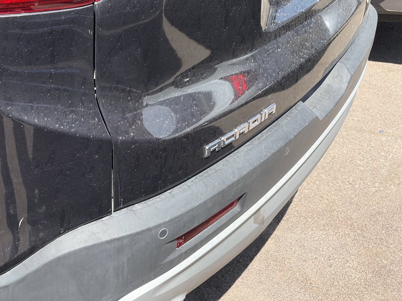 Used 2018 GMC Acadia SLE w/ Driver Alert Package I FWD image 8