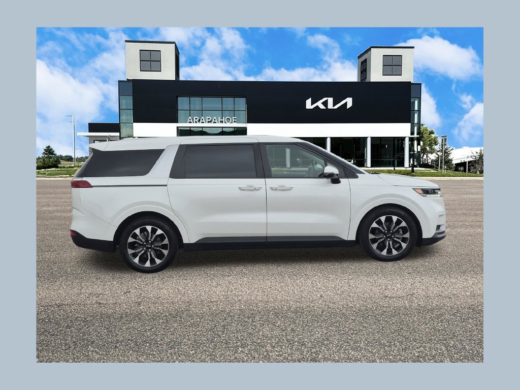 Certified 2024 Kia Carnival EX FWD image 1
