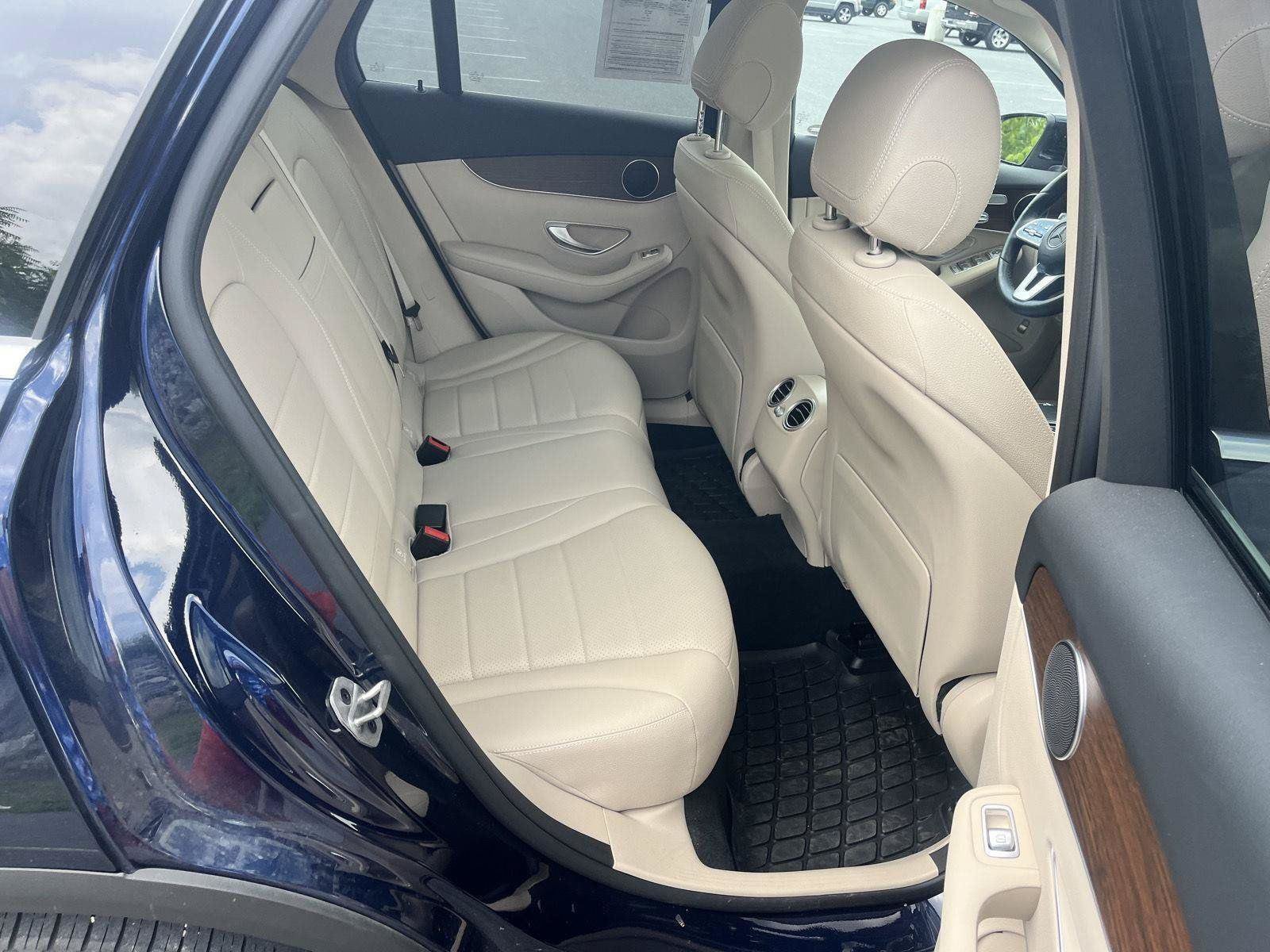 Used 2021 Mercedes-Benz GLC 300 4MATIC image 14