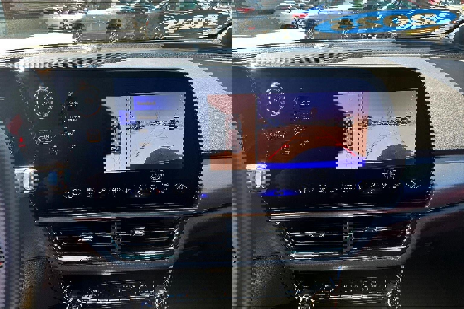 Used 2025 Chevrolet Equinox EV RS FWD image 14